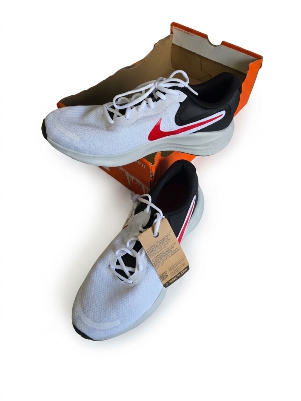 Nike Revolution 7 White and Red Running Sneakers